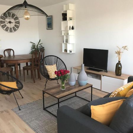 Nice Apartment In Audierne Close To Beach Екстер'єр фото