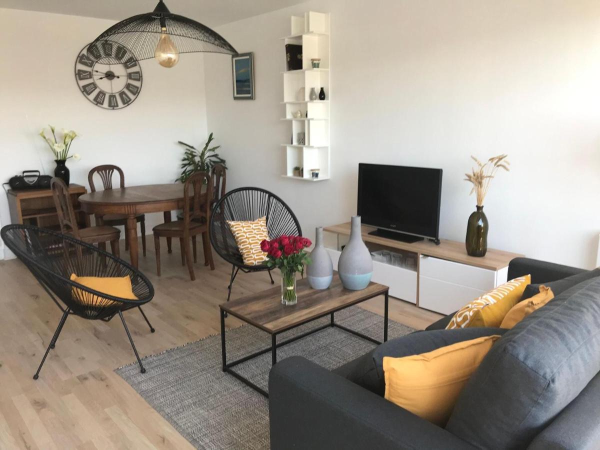 Nice Apartment In Audierne Close To Beach Екстер'єр фото