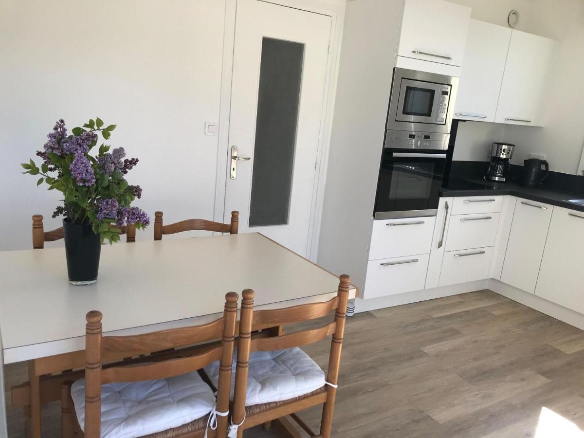 Nice Apartment In Audierne Close To Beach Екстер'єр фото